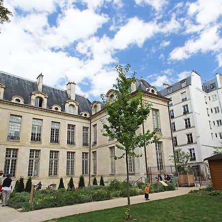 Great Apartments Heart Marais Paris Extérieur photo